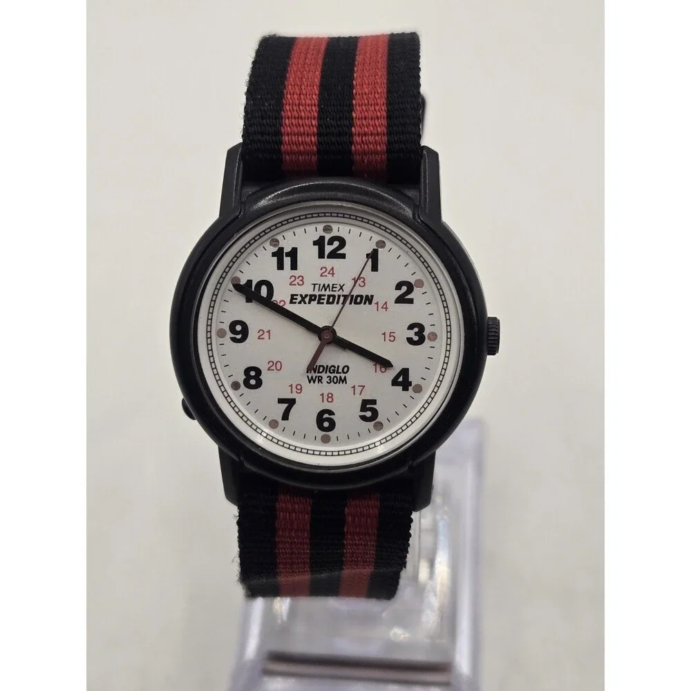 Timex Expedition Camper Indiglo 33mm Watch White Dial. Red-Black NATO strap.